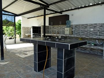 VENTA DE CASA-QUINTA QUINTA RICAURTE