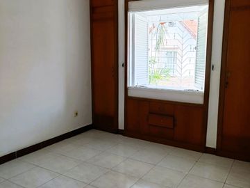 Villa Cendana ciputat dekat ke bintaro dan jaksel