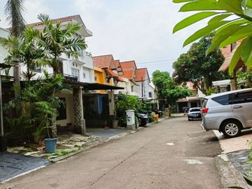 Villa Cendana ciputat dekat ke bintaro dan jaksel