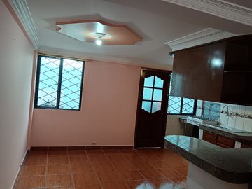 CASA EN VENTA CALDERON