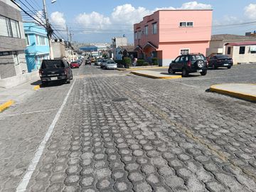 CASA EN VENTA CALDERON
