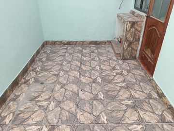 CASA EN VENTA CALDERON