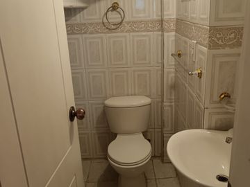 CASA EN VENTA CALDERON