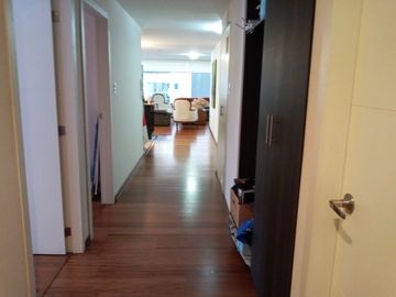 VENDO hermoso y luminoso departamento 3D TÚNEL GUAYASAMIN $145.000
