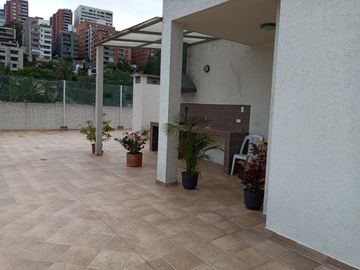 VENDO hermoso y luminoso departamento 3D TÚNEL GUAYASAMIN $145.000