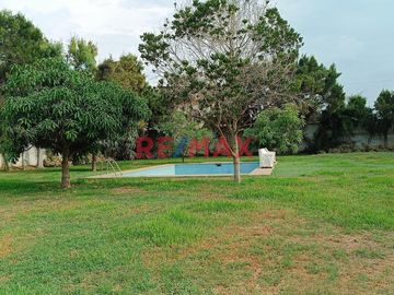 Venta De Casa De Campo En Moche / 2144.50 M2 / $650,000 ID 1090997
