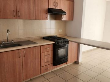 venta casa en coto Paso de Argenta al norte de AGS Cerca de Margaritas