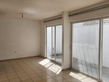 venta casa en coto Paso de Argenta al norte de AGS Cerca de Margaritas