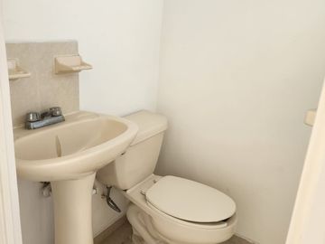 venta casa en coto Paso de Argenta al norte de AGS Cerca de Margaritas