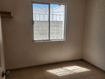 venta casa en coto Paso de Argenta al norte de AGS Cerca de Margaritas