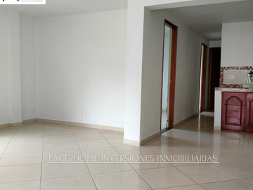 CASA ESQUINERA CON GARAJE CUBIERTO DOS APARTAMENTOS INDEPENDIENTES EN VENTA