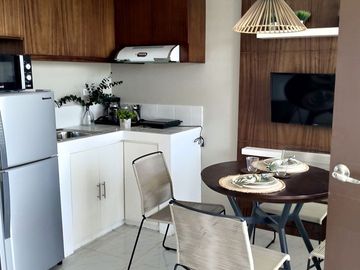 The 3 Bedroom Elegant Townhomes for Sale in Estancia Enclave, Tanza