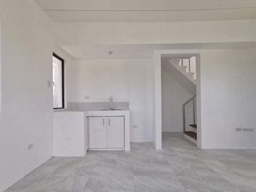 The 3 Bedroom Elegant Townhomes for Sale in Estancia Enclave, Tanza