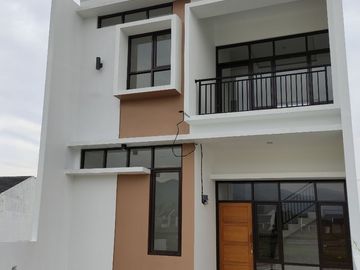 Rumah SIS Soreang, Baru 2/1 LANTAI, Harga Murah Mewah Syariah New, Bandung Kidul Selatan Jual Dijual