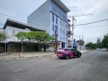DIJUAL RUMAH USAHA Comercial Area di Wr Supratman, Surabaya Pusat