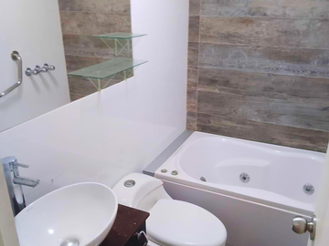 VENDO DEPARTAMENTO DE 46 m2 en PRIMER PISO  + COCHERA + 2 DEPOSITOS  A  PASOS DEL MALECON DE MAGDALENA DEL MAR LIMITE CON SAN ISIDRO.