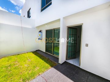 ¡GRAN OPORTUNIDAD! CASA EN VENTA EN CAPITAL SUR, QUERÉTARO.