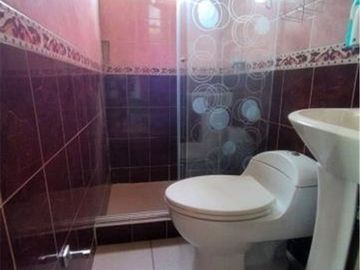 Venta - La Mesa, finca con Local Comercial sonre via San Joaquín