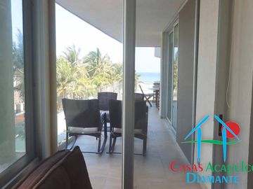 Hermoso departamento con vista a las áreas comunes