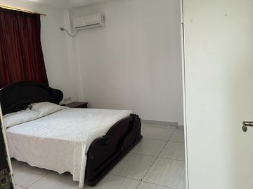 SE VENDE CASA EN CHONE