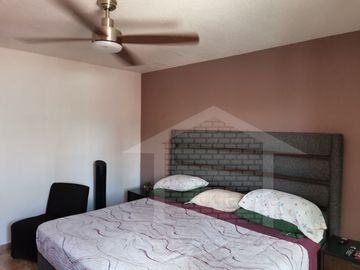 CASA DE TRES RECAMARAS AMPLIO PATIO Y CUARTO DE SERVICIO EN TEJEDA