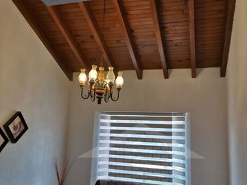 CASA DE TRES RECAMARAS AMPLIO PATIO Y CUARTO DE SERVICIO EN TEJEDA