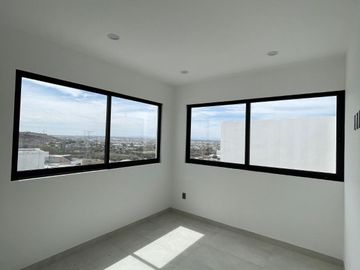 Propiedad en Venta en esquina con hermosas vistas desde Lomas Punta del Este