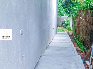 FOR SALE: 2BR bungalow house with basement at Beverly Hills SubD, Antipolo