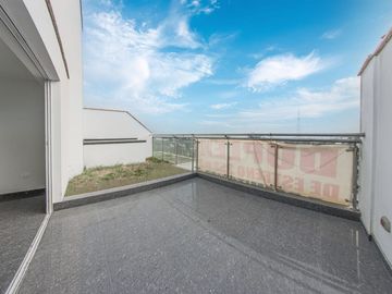 📌Exclusivo DÚPLEX de Estreno frente al PENTAGONITO ubicado en SAN BORJA