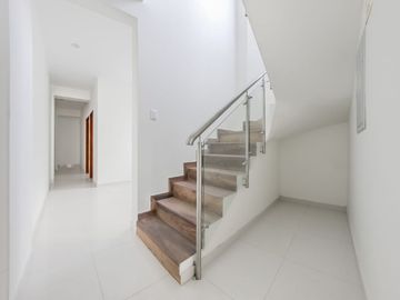 📌Exclusivo DÚPLEX de Estreno frente al PENTAGONITO ubicado en SAN BORJA