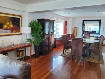 Alquiler/venta de Departamento Amoblado y Equipado