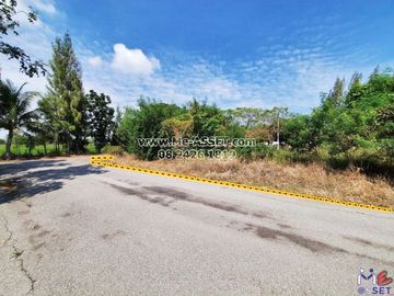 ขายที่ดินถมแล้ว ย่าน ปึกเตียน ชะอำ เจ้าสำราญ คลองโคน ท่ายาง เพชรบุรี : บางชองมารีน่า ชะอำ : 176 ตารางวา