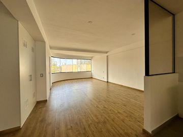 ¡OPORTUNIDAD! DEPARTAMENTO  EN SAN ISIDRO RECIÉN REMODELADO CON UNA GRAN UBICACIÓN