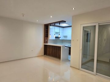 LINDA CASA DE ESTRENO EN VENTA - URB.ALAMEDA DEL BOULEVARD COUNTRY CLUB - PIURA