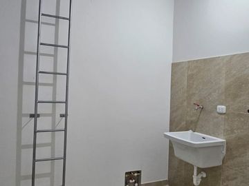 LINDA CASA DE ESTRENO EN VENTA - URB.ALAMEDA DEL BOULEVARD COUNTRY CLUB - PIURA