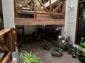 VENDO CASA EN CUMBAYÁ CON SUITE EN PLANTA BAJA