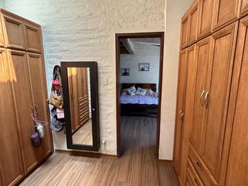 VENDO CASA EN CUMBAYÁ CON SUITE EN PLANTA BAJA