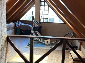 VENDO CASA EN CUMBAYÁ CON SUITE EN PLANTA BAJA