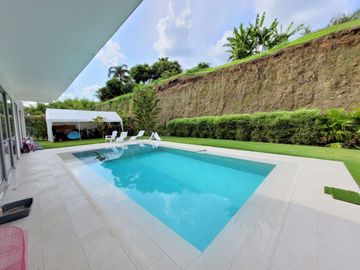 CASA EN SAN JOSE DE LAS VILLAS