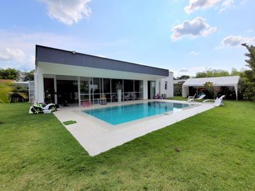 CASA EN SAN JOSE DE LAS VILLAS