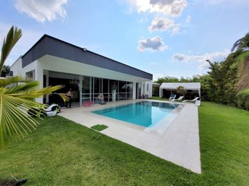 CASA EN SAN JOSE DE LAS VILLAS