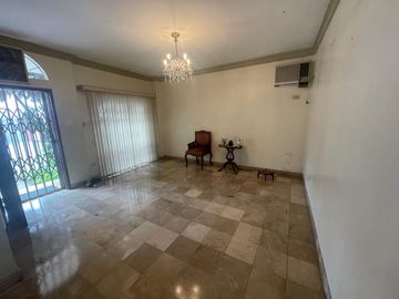 CIUDADELA URDENOR 1, VENDO PRECIOSA, LUJOSA  Y AMPLIA CASA, FULL ACABADOS, DOS PLANTAS