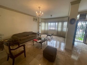 CIUDADELA URDENOR 1, VENDO PRECIOSA, LUJOSA  Y AMPLIA CASA, FULL ACABADOS, DOS PLANTAS