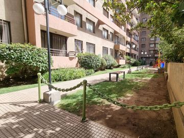 METRO U.DE CHILE VENTA DEPTO 2 DORM.+ 2 BAÑOS+1 BODEGA.