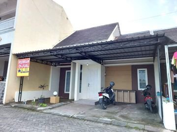 Rumah Modern Minimalis di Grand Intan Regency