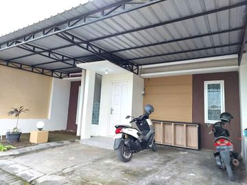 Rumah Modern Minimalis di Grand Intan Regency