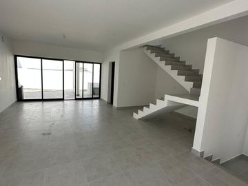 Casa en Venta, Fraccionamiento Alamo Sur Etapa 3, Santiago Nuevo Leon