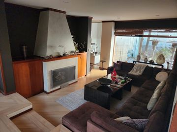 VENTA DE HERMOSA CASA EN LAS CASUARINAS