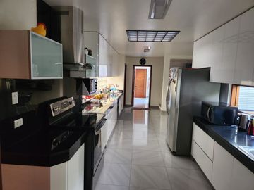VENTA DE HERMOSA CASA EN LAS CASUARINAS