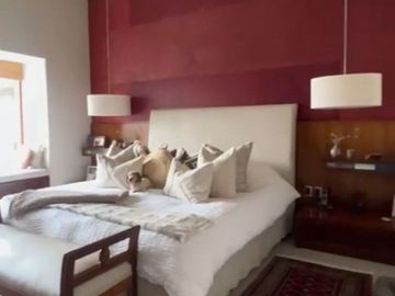 VENTA DE HERMOSA CASA EN LAS CASUARINAS
